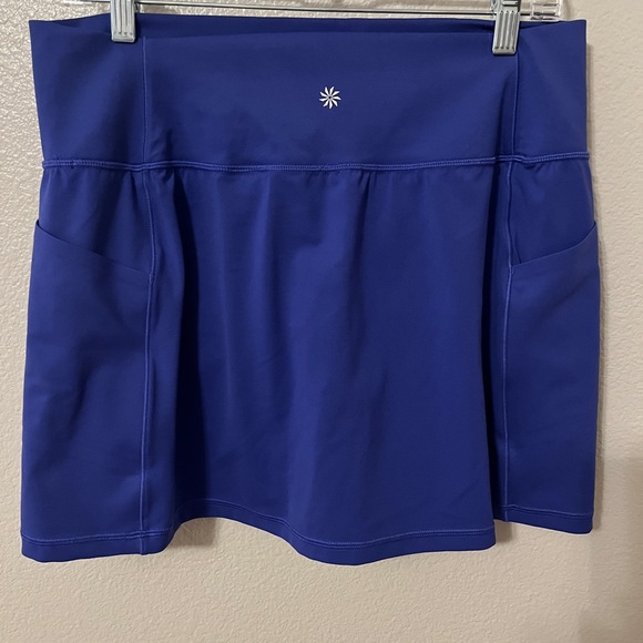 NWOT Athleta Salutation Stash Blue Skort - Picture 4 of 8